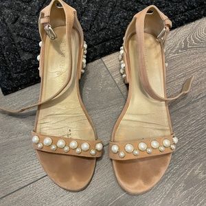 SW pearl sandal 6.5B